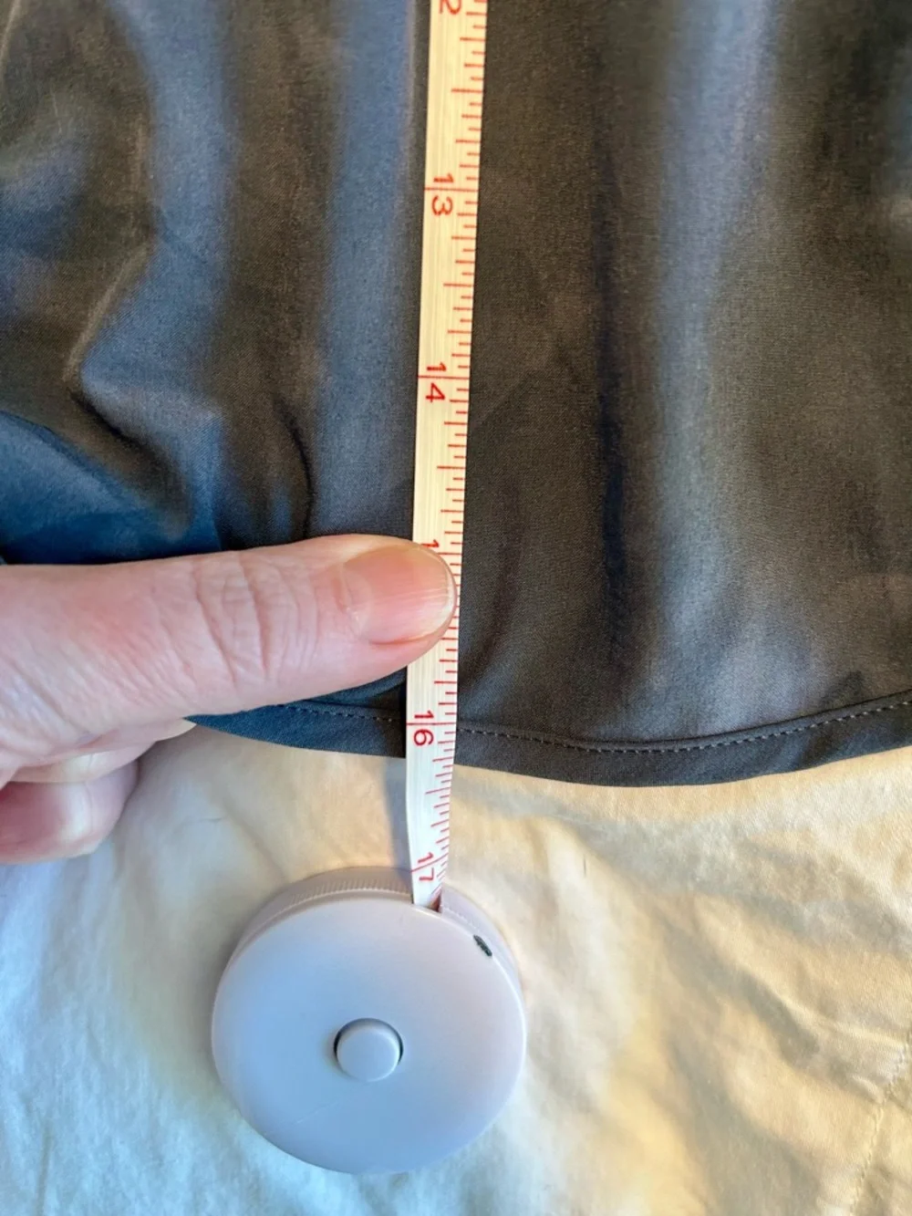 lululemon atheltica hotty hot high rise skirt size 6 - Picture 9 of 10